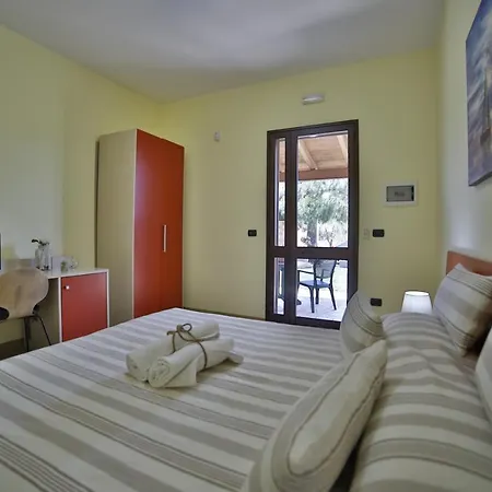 La Casa Di Attilio Bed & Breakfast *