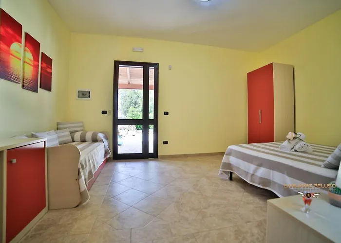 La Casa Di Attilio Bed & Breakfast 3*